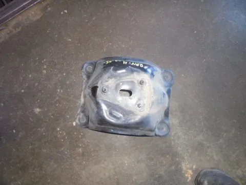 Βάση Ρεζέρβας για TOYOTA RAV-4 (2000 - 2004) (XA20) , (2004 - 2005) (XA20) Βάση Ρεζέρβας για TOYOTA RAV-4 (2000 - 2004) (XA20) , (2004 - 2005) (XA20)