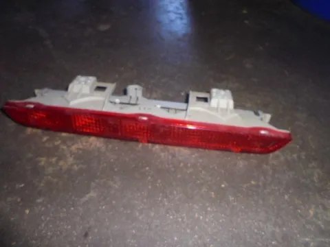 Φανάρι Πίσω Μεσαίο Ανακλαστικό για TOYOTA COROLLA (1997 - 1999) (A111) Hatchback - 3dr , (2000 - 2002) (ZE111) Φανάρι Πίσω Μεσαίο Ανακλαστικό για TOYOTA COROLLA (1997 - 1999) (A111) Hatchback - 3dr , (2000 - 2002) (ZE111)