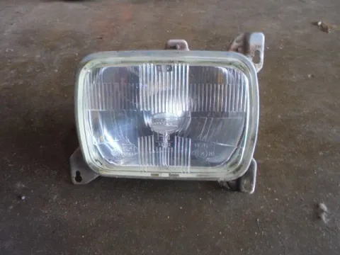 Φανάρι Εμπρός Αριστερό για MAZDA E2000 BONGO (1992 - 1996) (SR2) Φανάρι Εμπρός Αριστερό για MAZDA E2000 BONGO (1992 - 1996) (SR2)
