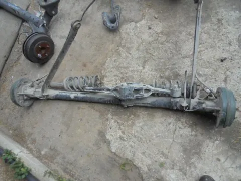 Πίσω Άξονας Ταμπούρα για NISSAN ALMERA (1995 - 1998) (N15) *ΔΒ* Πίσω Άξονας Ταμπούρα για NISSAN ALMERA (1995 - 1998) (N15) *ΔΒ*