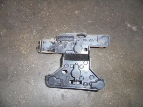 Πλακέτα Φανού Πίσω Αριστερά για TOYOTA AVENSIS (2003 - 2006) (T250) Sedan - 4dr Πλακέτα Φανού Πίσω Αριστερά για TOYOTA AVENSIS (2003 - 2006) (T250) Sedan - 4dr