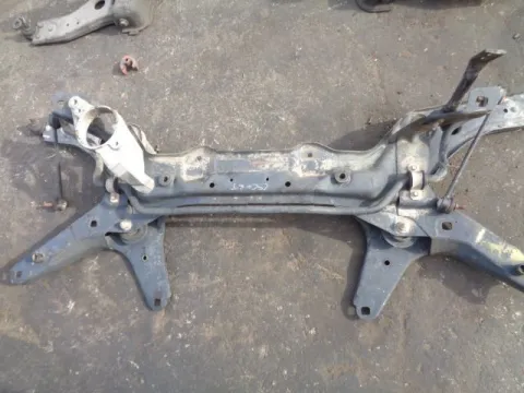 Γέφυρα Εμπρός Οριζόντια για FORD ESCORT (1992 - 1995) MK6 *ΔΒ* ΠΑΛΕΤΑ 241 *221810* Γέφυρα Εμπρός Οριζόντια για FORD ESCORT (1992 - 1995) MK6 *ΔΒ* ΠΑΛΕΤΑ 241 *221810*