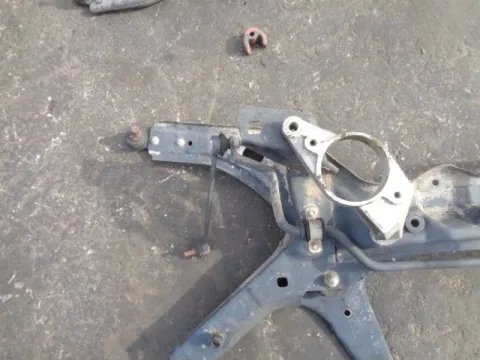 Ψαλίδι Εμπρός Αριστερό για FORD ESCORT (1992 - 1995) MK6 *ΔΒ* ΠΑΛΕΤΑ 241 *221810* Ψαλίδι Εμπρός Αριστερό για FORD ESCORT (1992 - 1995) MK6 *ΔΒ* ΠΑΛΕΤΑ 241 *221810*