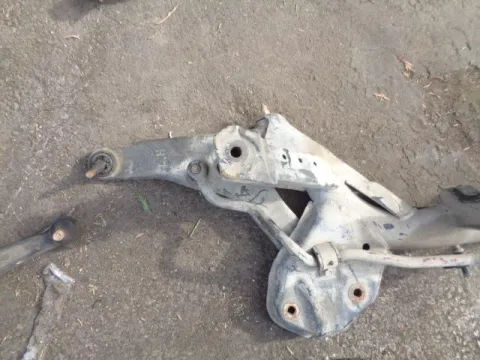 Ψαλίδι Εμπρός Αριστερό για MITSUBISHI LANCER (1997 - 2004) (CK) *ΔΒ* Ψαλίδι Εμπρός Αριστερό για MITSUBISHI LANCER (1997 - 2004) (CK) *ΔΒ*