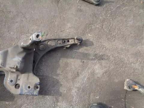 Ψαλίδι Εμπρός Δεξί για FIAT PUNTO (1994 - 1999) (176) *ΔΒ* ΠΑΛΕΤΑ 260 *223510* Ψαλίδι Εμπρός Δεξί για FIAT PUNTO (1994 - 1999) (176) *ΔΒ* ΠΑΛΕΤΑ 260 *223510*