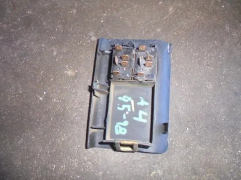 Διακόπτης Παραθύρων Κεντρικός Αριστερής 2πλος για AUDI A4 (1995 - 1998) (8D) - 