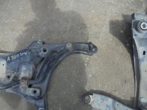 Ψαλίδι Εμπρός Δεξί για TOYOTA AYGO (2005 - 2009) (B10) *ΔΒ* ΠΑΛΕΤΑ 237 *221782* Ψαλίδι Εμπρός Δεξί για TOYOTA AYGO (2005 - 2009) (B10) *ΔΒ* ΠΑΛΕΤΑ 237 *221782*