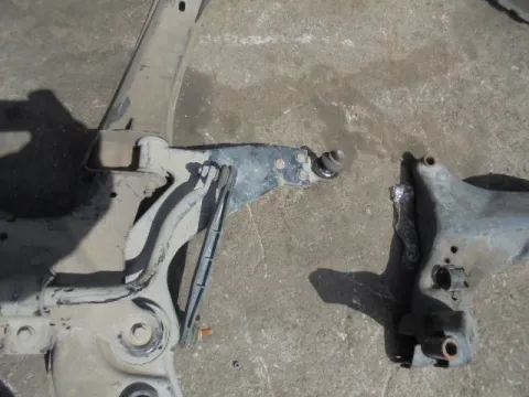 Ψαλίδι Εμπρός Δεξί για FORD MONDEO (2003 - 2007) Mk3b *ΔΒ* ΠΑΛΕΤΑ 239 *221784* Ψαλίδι Εμπρός Δεξί για FORD MONDEO (2003 - 2007) Mk3b *ΔΒ* ΠΑΛΕΤΑ 239 *221784*