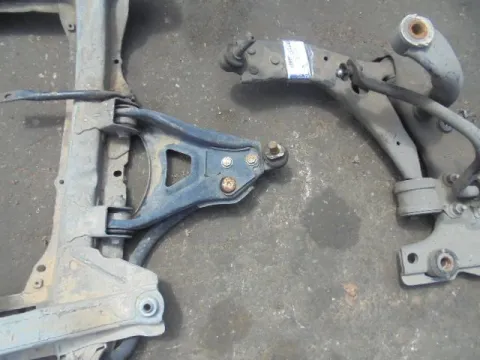 Ψαλίδι Εμπρός Δεξί για RENAULT CLIO (1998 - 2001) (BB_) (CB_) *ΔΒ* ΠΑΛΕΤΑ 250 *221912* Ψαλίδι Εμπρός Δεξί για RENAULT CLIO (1998 - 2001) (BB_) (CB_) *ΔΒ* ΠΑΛΕΤΑ 250 *221912*