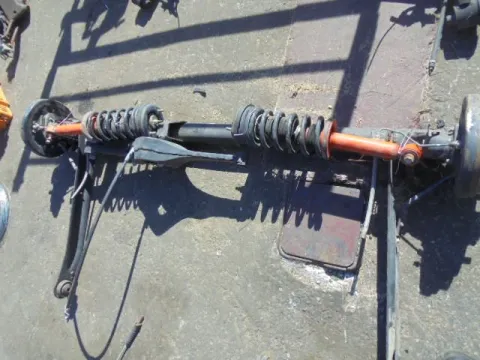 Πίσω Άξονας Ταμπούρα για NISSAN ALMERA (1995 - 1998) (N15) *ΔΒ* Πίσω Άξονας Ταμπούρα για NISSAN ALMERA (1995 - 1998) (N15) *ΔΒ*