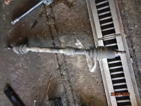 Ημιαξόνιο Εμπρός Δεξί για NISSAN ALMERA (1998 - 2000) (N15) Ημιαξόνιο Εμπρός Δεξί για NISSAN ALMERA (1998 - 2000) (N15)