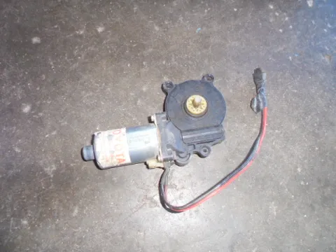 Μοτερ Γρύλου Εμπρός Αριστερό (2pin) για HYUNDAI ACCENT (1994 - 1997) (UA) (X3) , (1997 - 1999) (UA) (X3) Μοτερ Γρύλου Εμπρός Αριστερό (2pin) για HYUNDAI ACCENT (1994 - 1997) (UA) (X3) , (1997 - 1999) (UA) (X3)