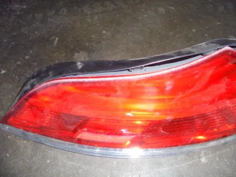 Φανάρι Πίσω Δεξί (Ελαττωματικό) για BMW Z4 (2009 - 2012) (E89) -  Φανάρι Πίσω Δεξί (Ελαττωματικό) για BMW Z4 (2009 - 2012) (E89) -