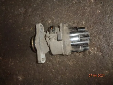 Ντιστριμπιτέρ (1φίσα με 4pin) για NISSAN SUNNY (1991 - 1995) (N14) Ντιστριμπιτέρ (1φίσα με 4pin) για NISSAN SUNNY (1991 - 1995) (N14)