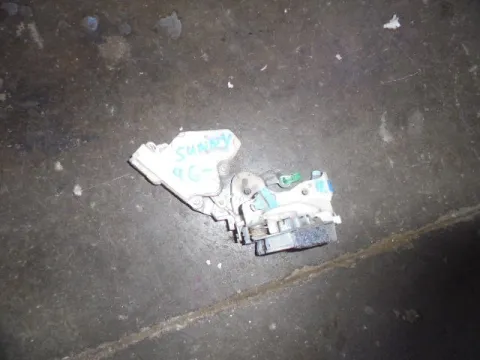 Ηλεκτρομαγνητική Κλειδαριά Πίσω Δεξιά 2pin για NISSAN SUNNY (1991 - 1995) (N14) Ηλεκτρομαγνητική Κλειδαριά Πίσω Δεξιά 2pin για NISSAN SUNNY (1991 - 1995) (N14)