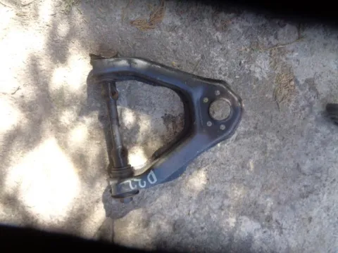 Ψαλίδι Εμπρός Αριστερό Άνω για NISSAN D22 (1998 - 2001)    ΠΑΛΕΤΑ *1*     *223237* Ψαλίδι Εμπρός Αριστερό Άνω για NISSAN D22 (1998 - 2001)    ΠΑΛΕΤΑ *1*     *223237*