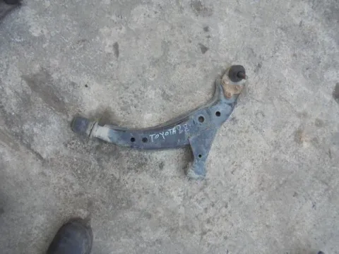 Ψαλίδι Εμπρός Αριστερό για TOYOTA COROLLA (1987 - 1992) (EE90) Ψαλίδι Εμπρός Αριστερό για TOYOTA COROLLA (1987 - 1992) (EE90)