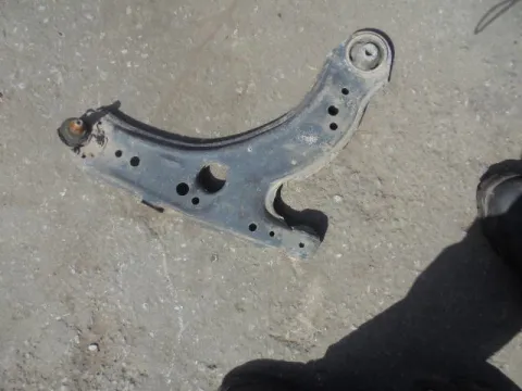 Ψαλίδι Εμπρός Δεξί για VW GOLF (1998 - 2004) Mk4 (1J1) ΠΑΛΕΤΑ 2 *223939* Ψαλίδι Εμπρός Δεξί για VW GOLF (1998 - 2004) Mk4 (1J1) ΠΑΛΕΤΑ 2 *223939*
