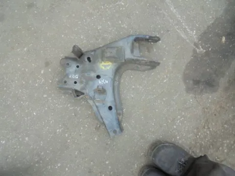 Ψαλίδι Εμπρός Αριστερό Κάτω για NISSAN D21 - 720 - 520 (1986 - 1997) D21 4x4    ΠΑΛΕΤΑ *1*     *223237* Ψαλίδι Εμπρός Αριστερό Κάτω για NISSAN D21 - 720 - 520 (1986 - 1997) D21 4x4    ΠΑΛΕΤΑ *1*     *223237*