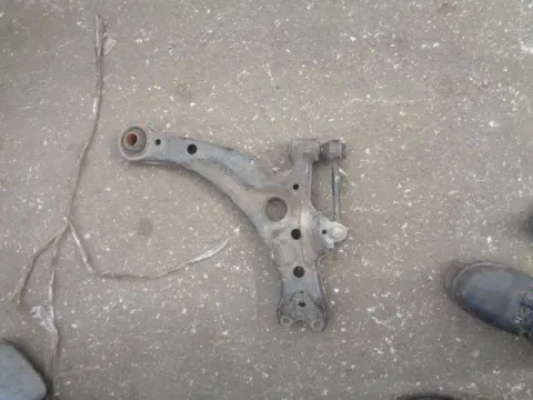Ψαλίδι Εμπρός Δεξί για TOYOTA AVENSIS (1997 - 2000) (T220) Παλέτα 1 *223343* Ψαλίδι Εμπρός Δεξί για TOYOTA AVENSIS (1997 - 2000) (T220) Παλέτα 1 *223343*