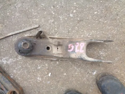 Ψαλίδι Εμπρός Αριστερό Κάτω για NISSAN D21 - 720 - 520 (1986 - 1997) D21 ΠΑΛΕΤΑ 1 *223237* Ψαλίδι Εμπρός Αριστερό Κάτω για NISSAN D21 - 720 - 520 (1986 - 1997) D21 ΠΑΛΕΤΑ 1 *223237*