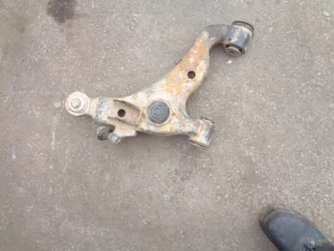 Ψαλίδι Εμπρός Δεξί Κάτω για TOYOTA HI-LUX (2005 - 2009) (KUN10-20) ΠΑΛΕΤΑ *1* *276665* Ψαλίδι Εμπρός Δεξί Κάτω για TOYOTA HI-LUX (2005 - 2009) (KUN10-20) ΠΑΛΕΤΑ *1* *276665*