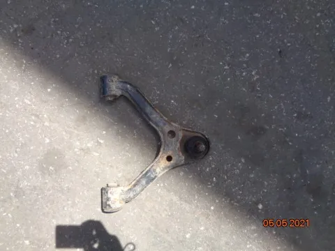 Ψαλίδι Εμπρός Αριστερό Άνω για TOYOTA HI-LUX (2001 - 2005) (KDN140-170) Παλέτα 1 *223304* Ψαλίδι Εμπρός Αριστερό Άνω για TOYOTA HI-LUX (2001 - 2005) (KDN140-170) Παλέτα 1 *223304*