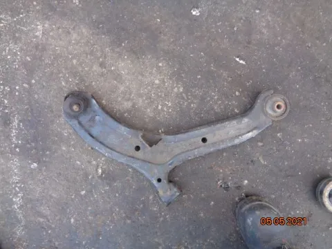 Ψαλίδι Εμπρός Δεξί για HYUNDAI ACCENT (1999 - 2002) (CG) (LC)   ΠΑΛΕΤΑ *1*     *223225* Ψαλίδι Εμπρός Δεξί για HYUNDAI ACCENT (1999 - 2002) (CG) (LC)   ΠΑΛΕΤΑ *1*     *223225*