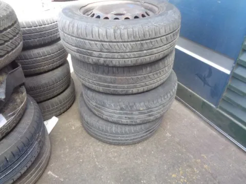 Ζαντολάστιχο 4ΑΔΑ PIRELLI 195/65/15 * για SKODA OCTAVIA (2004 - 2008) 5 (1Z3-5) *ΔΒ* - 