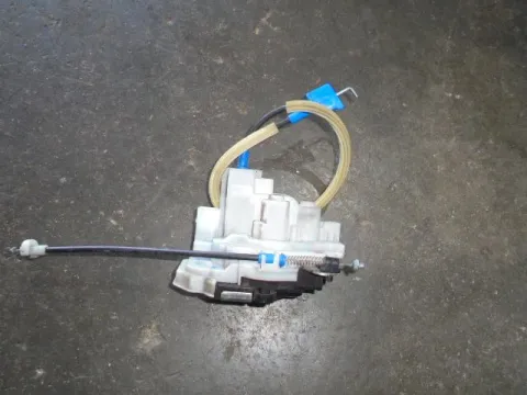 Ηλεκτρομαγνητική Κλειδαριά Εμπρός Δεξιά 5pin για FIAT FIORINO (2008 -) Ηλεκτρομαγνητική Κλειδαριά Εμπρός Δεξιά 5pin για FIAT FIORINO (2008 -)