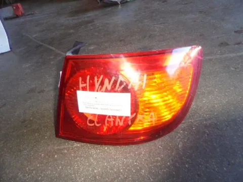 Φανάρι Πίσω Δεξί (ραγισμένο) για HYUNDAI ELANTRA (2000 - 2004) (XD) Hatchback - 5dr Φανάρι Πίσω Δεξί (ραγισμένο) για HYUNDAI ELANTRA (2000 - 2004) (XD) Hatchback - 5dr