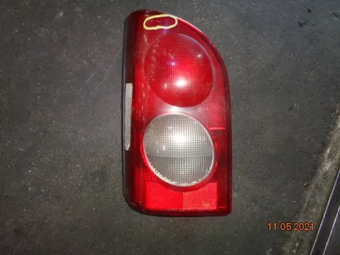 Φανάρι Πίσω Αριστερό (Ραγισμένο) για HYUNDAI H-100 (1995 - 1997) Φανάρι Πίσω Αριστερό (Ραγισμένο) για HYUNDAI H-100 (1995 - 1997)