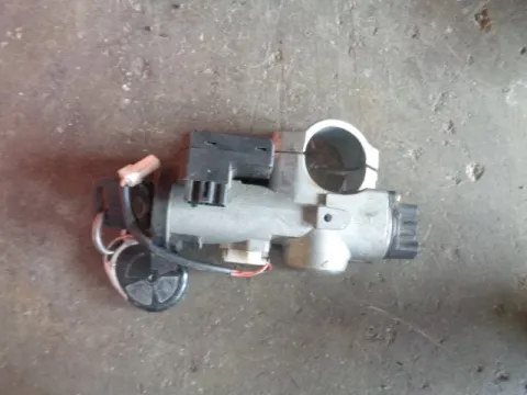 Διακόπτης Μίζας 28590 C9902 για NISSAN ALMERA (2000 - 2002) (N16) Διακόπτης Μίζας 28590 C9902 για NISSAN ALMERA (2000 - 2002) (N16)