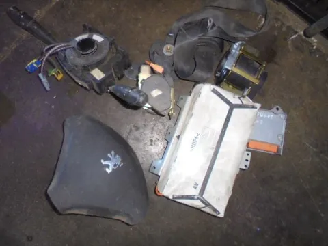 Σετ Αερόσακων Εμπρός (χ.Ταμπλό) για PEUGEOT 307 (2001 - 2005) (3A) (3C) *Γ* Σετ Αερόσακων Εμπρός (χ.Ταμπλό) για PEUGEOT 307 (2001 - 2005) (3A) (3C) *Γ*