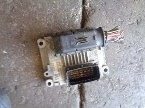 Εγκέφαλος Κινητήρα 0261204983 για FIAT PUNTO (1999 - 2003) (188) ΤΕΛΑΡΟ 10 *244169* Εγκέφαλος Κινητήρα 0261204983 για FIAT PUNTO (1999 - 2003) (188) ΤΕΛΑΡΟ 10 *244169*