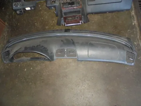 Ταμπλό για MERCEDES CLK (1997 - 2002) (C208) *ΔΒ* Ταμπλό για MERCEDES CLK (1997 - 2002) (C208) *ΔΒ*