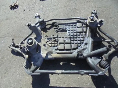 Γέφυρα Εμπρός Πλαίσιο για BMW X5 (2004 - 2006) (E53 F-L) *ΔΒ* Γέφυρα Εμπρός Πλαίσιο για BMW X5 (2004 - 2006) (E53 F-L) *ΔΒ*