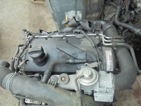 Κινητήρας Κορμός - Καπάκι BKC για VW GOLF (2004 - 2008) Mk5 (1K1) 1900 (BKC) Diesel 105 TDI Germany Κινητήρας Κορμός - Καπάκι BKC για VW GOLF (2004 - 2008) Mk5 (1K1) 1900 (BKC) Diesel 105 TDI Germany