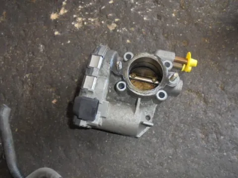 Σώμα Πεταλούδας 0280750044 για OPEL CORSA (2000 - 2004) C 1000 (Z10XE) Petrol 58 (24) Σώμα Πεταλούδας 0280750044 για OPEL CORSA (2000 - 2004) C 1000 (Z10XE) Petrol 58 (24)