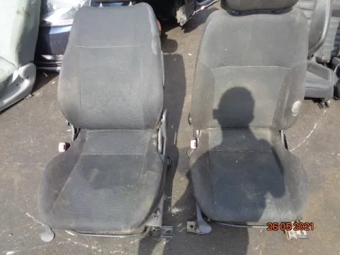 Καθίσματα Σετ Εμπρός Με Αερόσακους για SUZUKI IGNIS (2003 - 2008) (RM) *Α* Καθίσματα Σετ Εμπρός Με Αερόσακους για SUZUKI IGNIS (2003 - 2008) (RM) *Α*