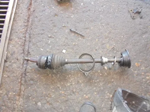 Ημιαξόνιο Εμπρός Αριστερό Με ABS για RENAULT CLIO (2001 - 2005) (BB_) (CB_) 1500 (K9K700) Diesel 65 dCi , KANGOO (2003 - 2008) (KC) Ημιαξόνιο Εμπρός Αριστερό Με ABS για RENAULT CLIO (2001 - 2005) (BB_) (CB_) 1500 (K9K700) Diesel 65 dCi , KANGOO (2003 - 2008) (KC)