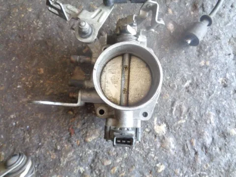 Σώμα Πεταλούδας 13631721456 για BMW 5 Series (2000 - 2003) (E39 F-L) Σώμα Πεταλούδας 13631721456 για BMW 5 Series (2000 - 2003) (E39 F-L)