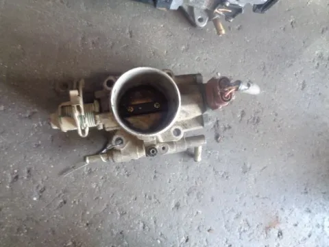 Σώμα Πεταλούδας για NISSAN SERENA (1991 - 1996) (C23) Σώμα Πεταλούδας για NISSAN SERENA (1991 - 1996) (C23)