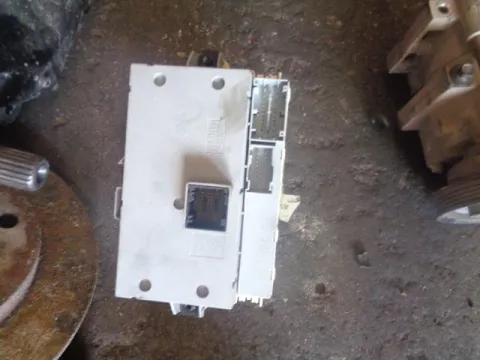 Ασφαλειοθήκη 50504851 για ALFA ROMEO 147 (2000 - 2004) (937) Ασφαλειοθήκη 50504851 για ALFA ROMEO 147 (2000 - 2004) (937)