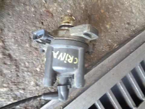 Ντιστριμπιτέρ Μία Φίσα 4Pin για TOYOTA CARINA (1992 - 1995) E (T190) Ντιστριμπιτέρ Μία Φίσα 4Pin για TOYOTA CARINA (1992 - 1995) E (T190)