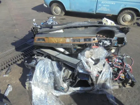 Τροπέτο Εμπρός Κουφάρι για BMW 3 Series (2005 - 2008) (E90-1-2-3) *ΔΒ* - 