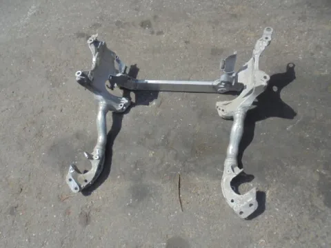 Γέφυρα Εμπρός Οριζόντια για AUDI A5 (2007 - 2011) (8T) *ΔΒ* Γέφυρα Εμπρός Οριζόντια για AUDI A5 (2007 - 2011) (8T) *ΔΒ*