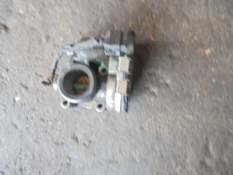 Σώμα Πεταλούδας A1601410225 για SMART FORTWO (2004 - 2007) (450) Σώμα Πεταλούδας A1601410225 για SMART FORTWO (2004 - 2007) (450)
