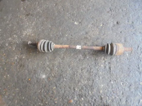 Ημιαξόνιο Πίσω Αριστερό Με ABS για HYUNDAI SANTA FE (2000 - 2004) (SM) Ημιαξόνιο Πίσω Αριστερό Με ABS για HYUNDAI SANTA FE (2000 - 2004) (SM)