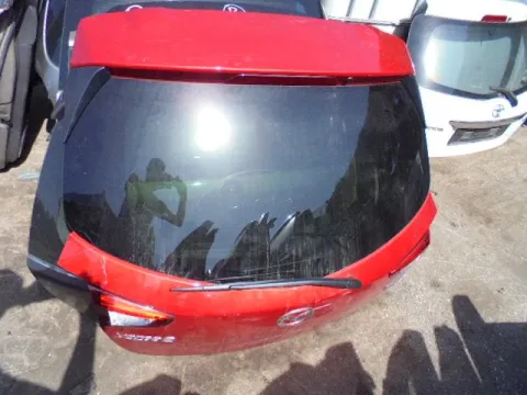 Πορτ-Μπαγκάζ για MAZDA 2 (2015 - ) Πορτ-Μπαγκάζ για MAZDA 2 (2015 - )